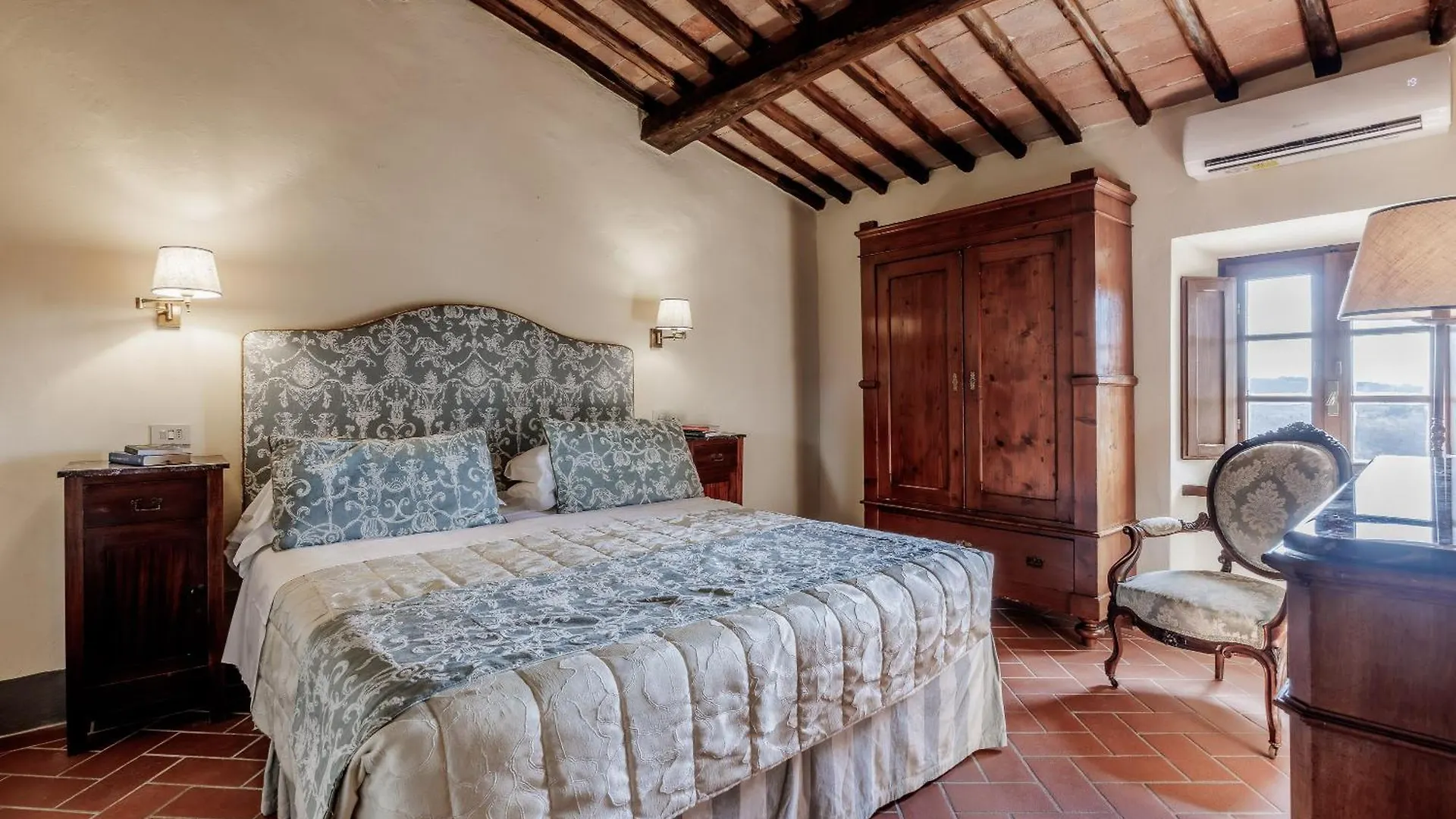 *****  Borgo Vescine Hotel Radda in Chianti Italië