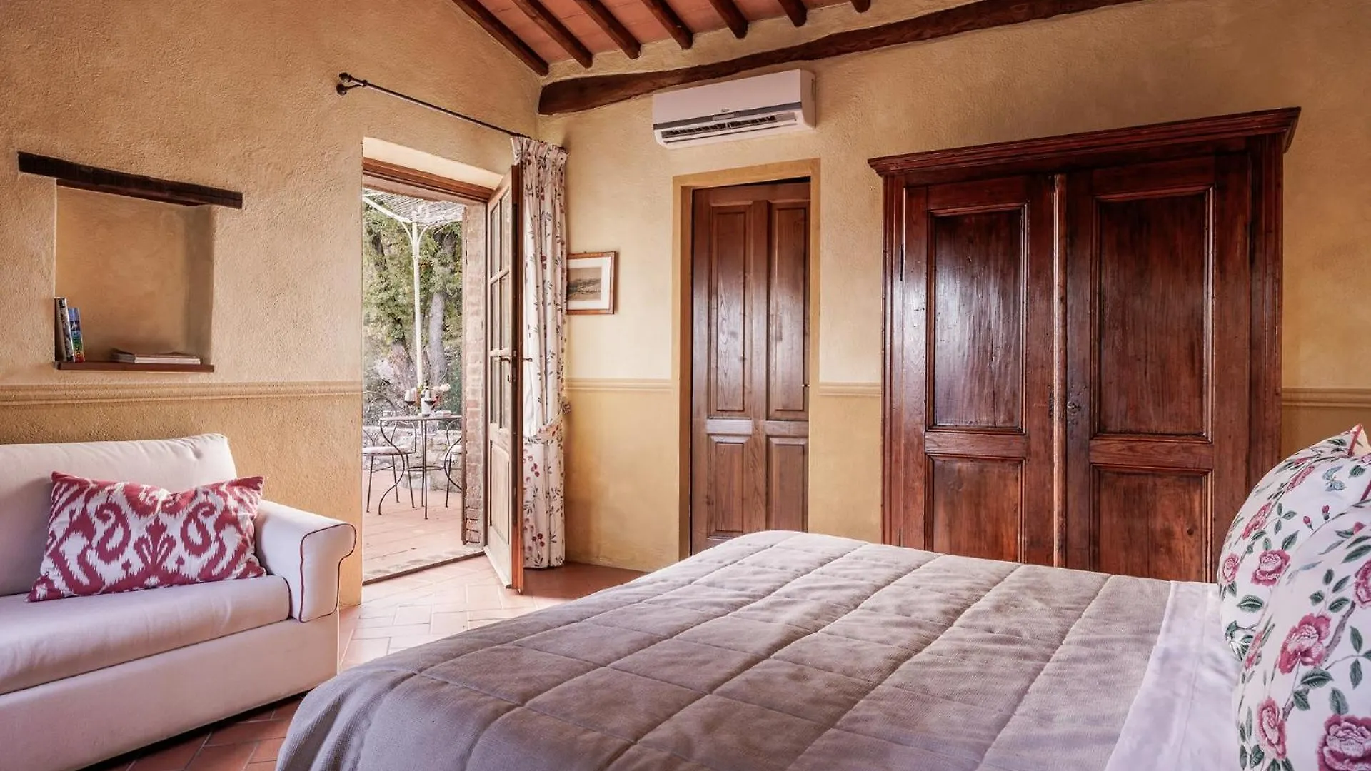 Borgo Vescine Hotel Radda in Chianti Italië