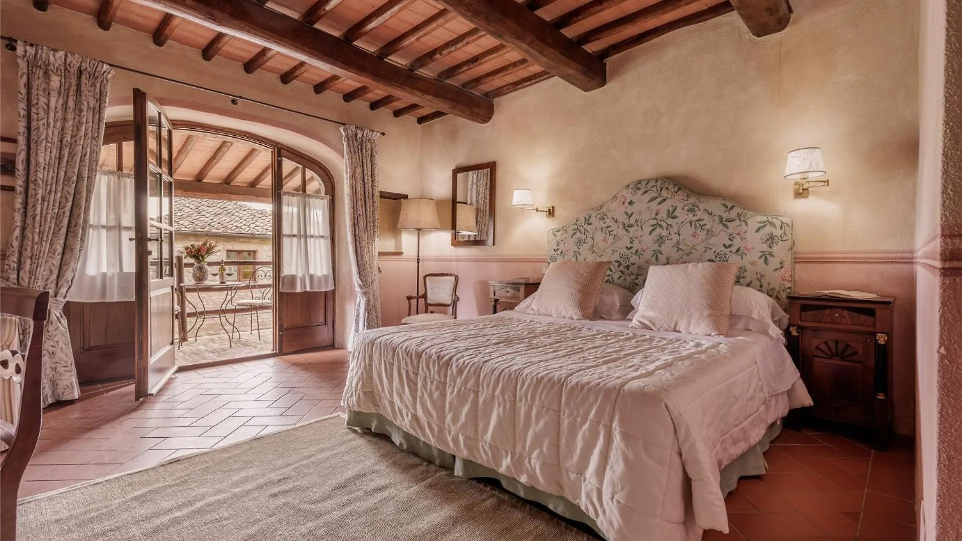 Borgo Vescine Hotel Radda in Chianti 5*,  Italië