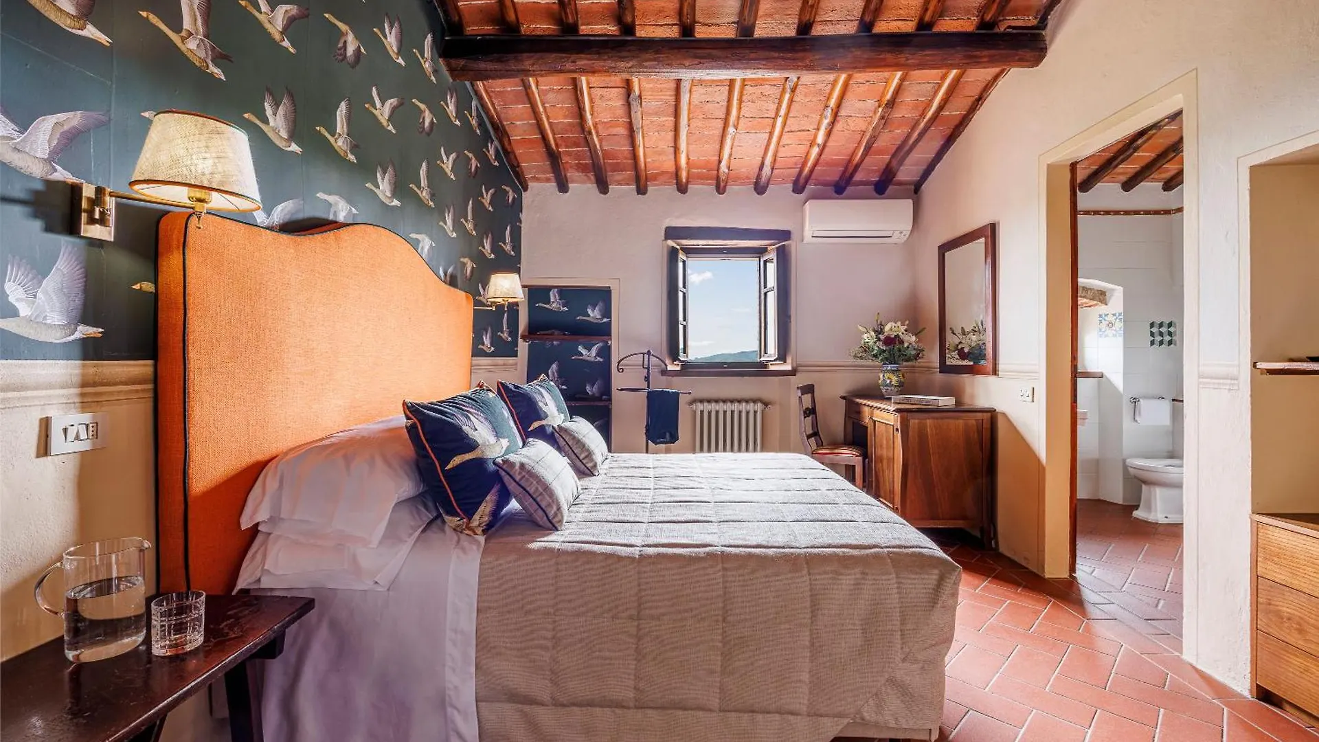 Borgo Vescine Hotel Radda in Chianti 5*,