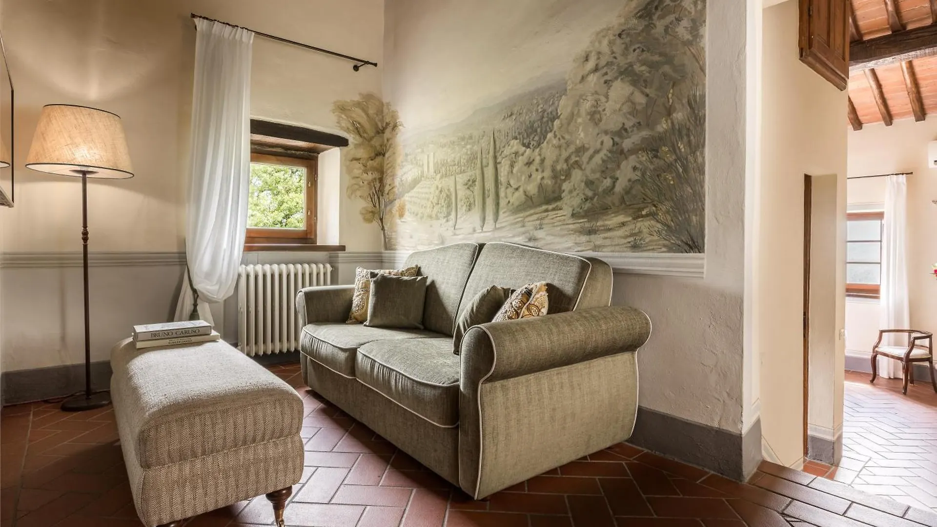 Borgo Vescine Hotel Radda in Chianti 5*,