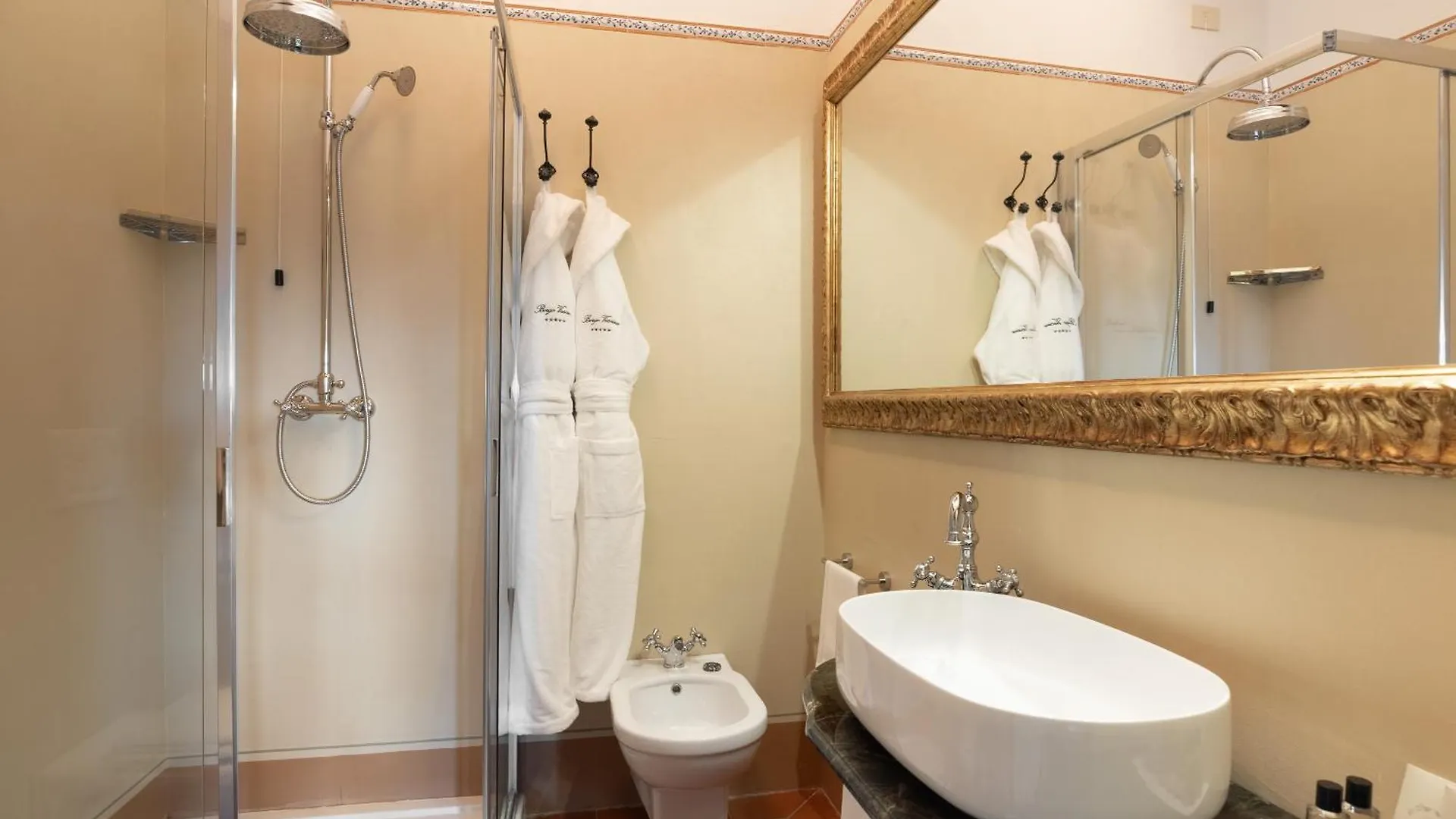 *****  Borgo Vescine Hotel Radda in Chianti Italië